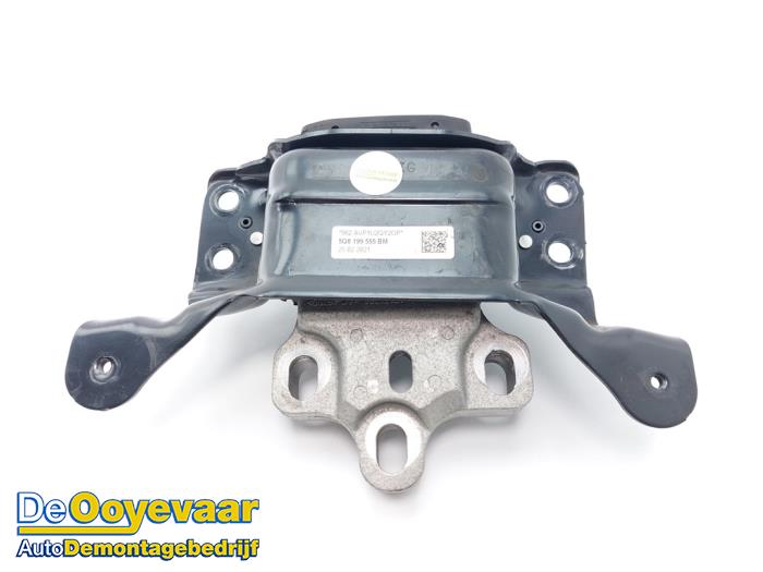 Used Engine mount Volkswagen Golf VIII (CD1) 2.0 GTI Clubsport 16V Price € 19,99 Margin scheme offered by Autodemontagebedrijf De Ooyevaar