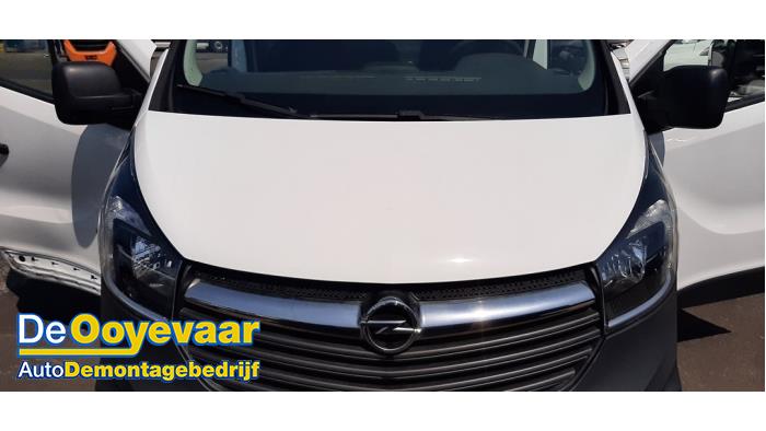 Używane Maska Opel Vivaro 1.6 CDTI 95 Euro 6 Cena € 349,99 Procedura marży oferowane przez Autodemontagebedrijf De Ooyevaar
