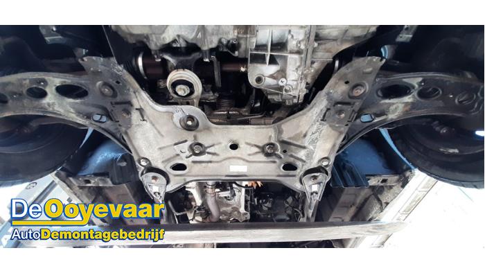 Usados Subchasis Opel Vivaro 1.6 CDTI 95 Euro 6 Precio € 59,99 Norma de margen ofrecido por Autodemontagebedrijf De Ooyevaar