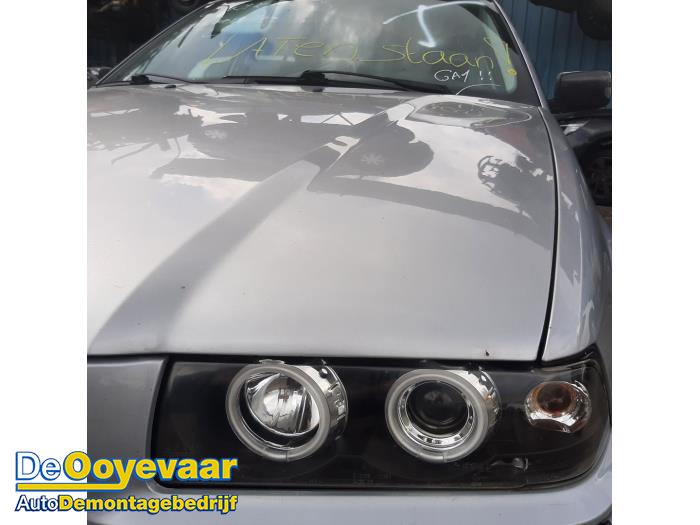 Gebrauchte Scheinwerfer links BMW 3 serie (E36/4) 316i Preis € 149,99 Margenregelung angeboten von Autodemontagebedrijf De Ooyevaar
