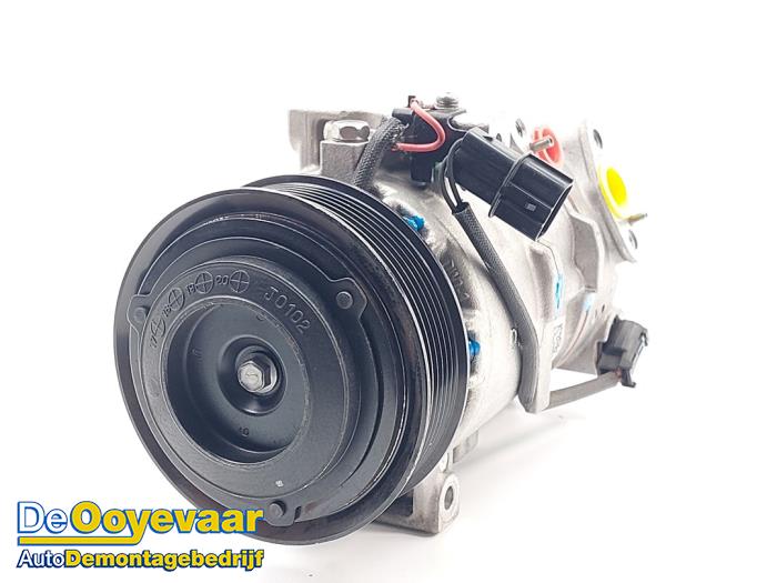 Usagé Pompe clim Kia Stonic (YB) 1.0i T-GDi 12V Eco-Dynamics+ Prix € 74,99 Règlement à la marge proposé par Autodemontagebedrijf De Ooyevaar