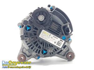 Dynamo van een Renault Captur I (2R) 0.9 Energy TCE 12V 2019
