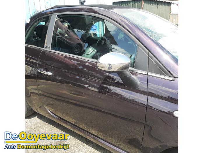 Begagnade Dörr, 2-dörrars, höger Fiat 500C (312) 0.9 TwinAir 85 Pris € 69,99 Marginaltabell erbjuds av Autodemontagebedrijf De Ooyevaar