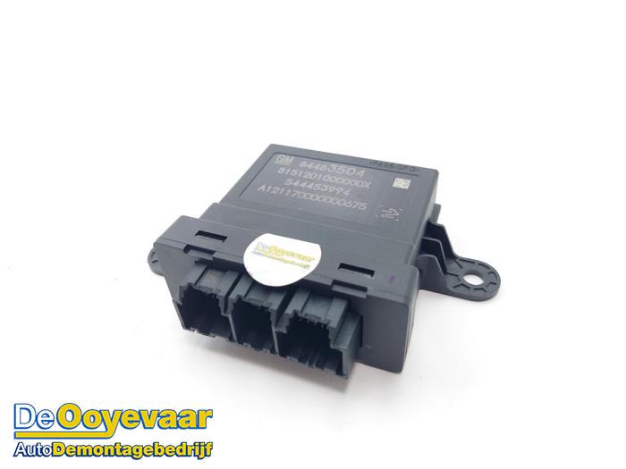 Begagnade PDC-modul Opel Astra K Sports Tourer 1.2 Turbo 12V Pris € 19,99 Marginaltabell erbjuds av Autodemontagebedrijf De Ooyevaar