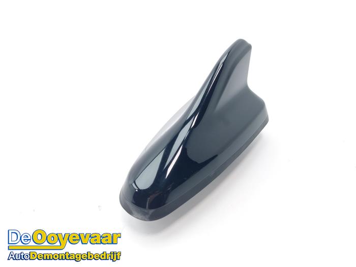 Używane Antena GPS Cupra Formentor 1.5 eTSI 16V Cena € 24,99 Procedura marży oferowane przez Autodemontagebedrijf De Ooyevaar