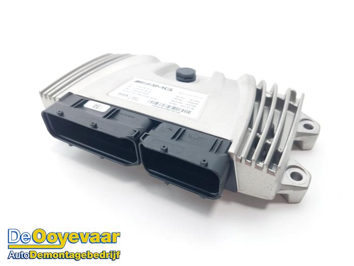 Used Computer, miscellaneous Mercedes C (W205) C-63 S,Edition 1 AMG 4.0 V8 Biturbo Price € 169,99 Margin scheme offered by Autodemontagebedrijf De Ooyevaar