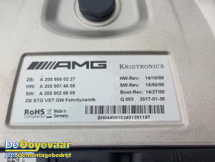 Ordinateur divers d'un Mercedes-Benz C (W205) C-63 S,Edition 1 AMG 4.0 V8 Biturbo 2017
