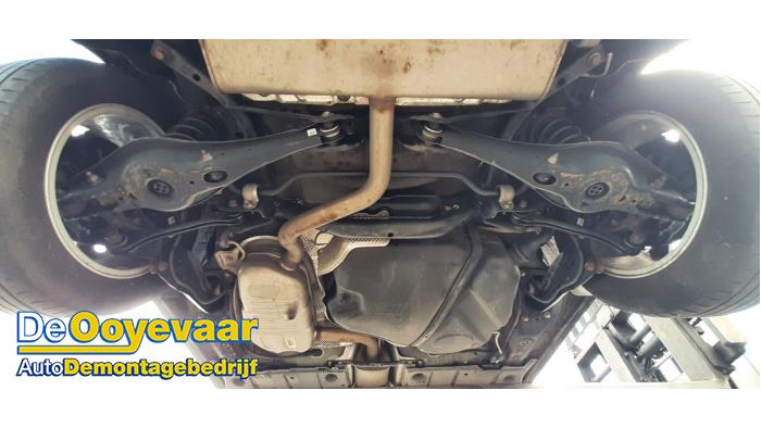 Usados Subchasis Volkswagen Golf VII (AUA) 1.5 TSI Evo BlueMotion 16V Precio € 124,99 Norma de margen ofrecido por Autodemontagebedrijf De Ooyevaar