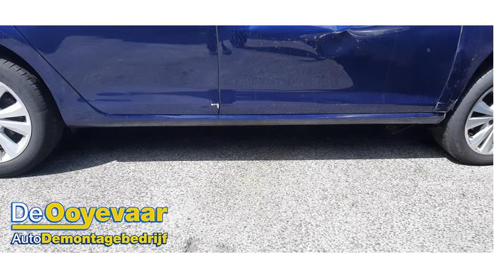 Używane Próg prawy Volkswagen Golf VII (AUA) 1.5 TSI Evo BlueMotion 16V Cena na żądanie oferowane przez Autodemontagebedrijf De Ooyevaar
