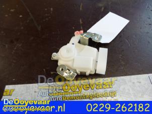 Used Tailgate lock mechanism Daihatsu Cuore (L251/271/276) 1.0 12V DVVT Price € 12,50 Margin scheme offered by Autodemontagebedrijf De Ooyevaar