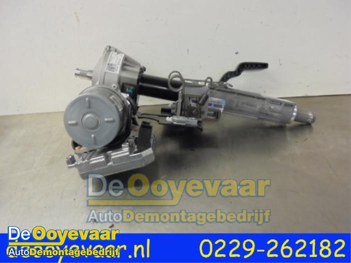Electric power steering unit from a Volkswagen Polo V (6R) 1.2 TSI 16V BlueMotion Technology 2014