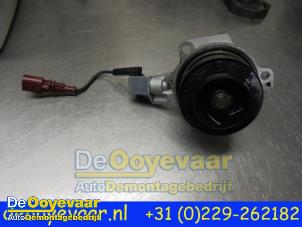 Pompe à eau d'un Skoda Octavia Combi (5EAC) 1.6 TDI Greenline 16V 2014