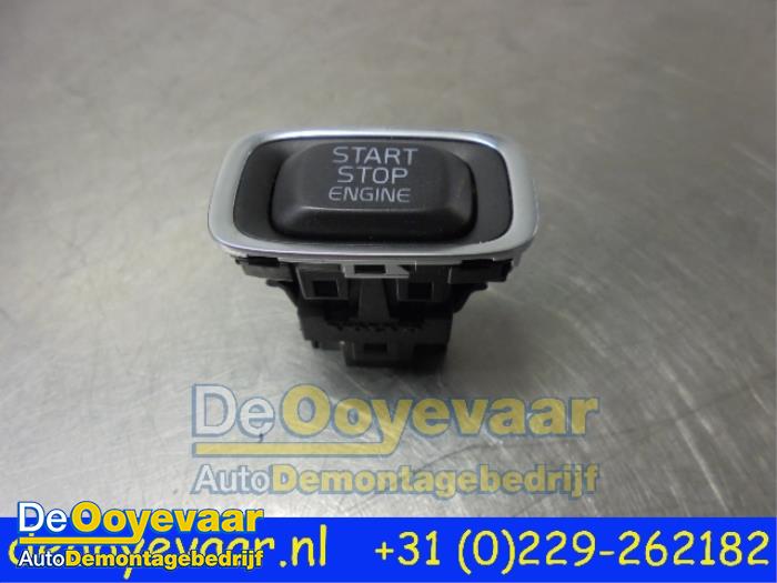 Start/stop switch from a Volvo V70 (BW) 1.6 T4 16V 2014