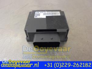 Used Voltage stabiliser Volkswagen Up! (121) 1.0 12V 60 Price € 14,98 Margin scheme offered by Autodemontagebedrijf De Ooyevaar