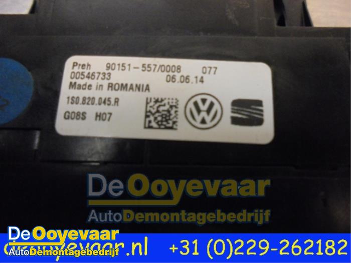 Panel sterowania nagrzewnicy z Volkswagen Up! (121) 1.0 12V 60 2014