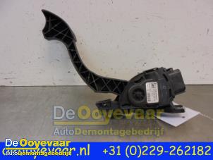 Used Throttle pedal position sensor Ford Mondeo IV Wagon 2.0 TDCi 140 16V Price € 19,99 Margin scheme offered by Autodemontagebedrijf De Ooyevaar
