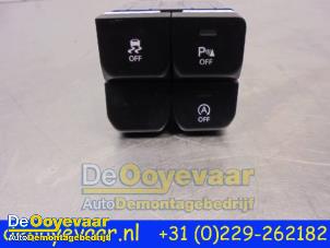 Used PDC switch Kia Rio III (UB) 1.2 CVVT 16V Price € 24,99 Margin scheme offered by Autodemontagebedrijf De Ooyevaar