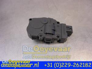 Used Heater valve motor Audi A4 (B8) 2.0 TDI 16V Price € 9,99 Margin scheme offered by Autodemontagebedrijf De Ooyevaar