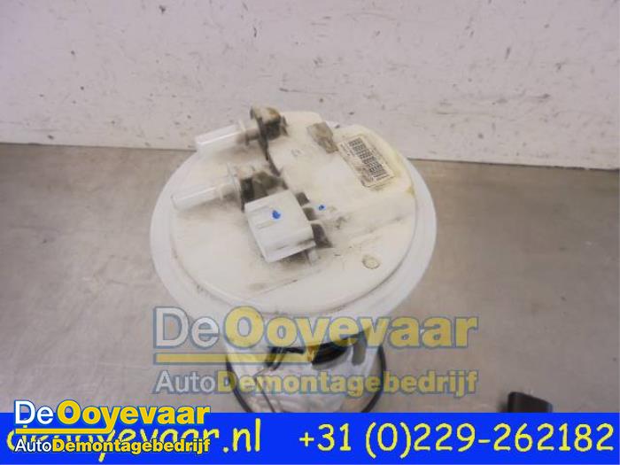 Bomba de alimentación de un Renault Megane III Grandtour (KZ) 1.5 dCi 110 2013