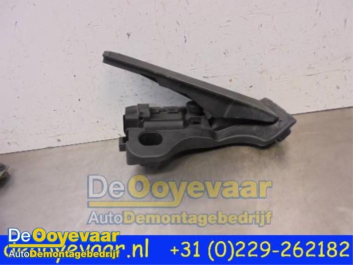 Throttle pedal position sensor Audi A3 Sportback 2.0 TDI 16V