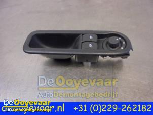 Used Multi-functional window switch Renault Clio III (BR/CR) 1.5 dCi FAP Price € 14,99 Margin scheme offered by Autodemontagebedrijf De Ooyevaar