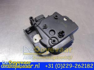Used Central locking motor Fiat Idea (350AX) 1.4 16V Price € 24,99 Margin scheme offered by Autodemontagebedrijf De Ooyevaar
