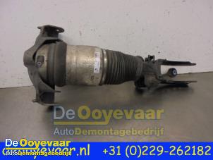 Used Front shock absorber rod, left Porsche Cayenne (9PA) 4.8 V8 32V GTS Price € 174,99 Margin scheme offered by Autodemontagebedrijf De Ooyevaar