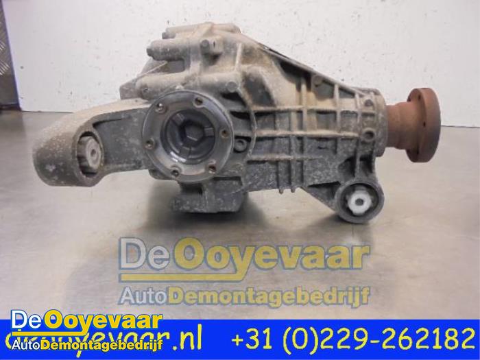 Rear differential from a Porsche Cayenne (9PA) 4.8 V8 32V GTS 2009