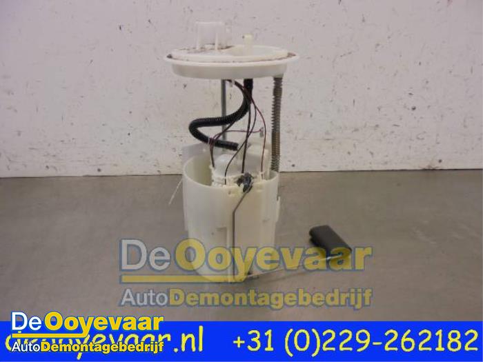 Begagnade Bensinpump Opel Meriva (B) 1.4 16V Ecotec Pris € 25,00 Marginaltabell erbjuds av Autodemontagebedrijf De Ooyevaar