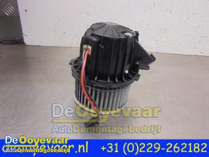Usados Motor de ventilador de calefactor Audi A5 Sportback (8TA) 1.8 TFSI 16V Precio € 39,99 Norma de margen ofrecido por Autodemontagebedrijf De Ooyevaar