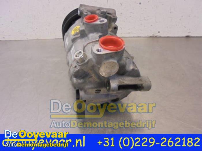 Air conditioning pump from a Audi A5 Sportback (8TA) 1.8 TFSI 16V 2012