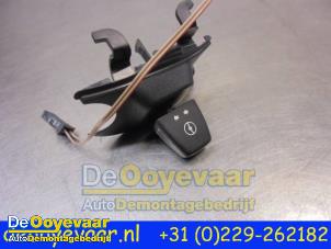 Gebrauchte Lenkradverstellung Schalter BMW X6 (E71/72) xDrive30d 3.0 24V Preis € 39,98 Margenregelung angeboten von Autodemontagebedrijf De Ooyevaar