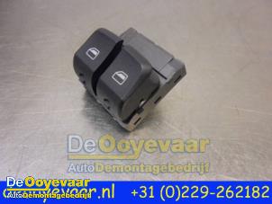 Używane Przelacznik combi okienny Audi A1 (8X1/8XK) 1.2 TFSI Cena € 19,99 Procedura marży oferowane przez Autodemontagebedrijf De Ooyevaar