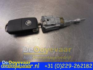 Used Door lock cylinder, left Skoda Citigo 1.0 12V Price € 29,99 Margin scheme offered by Autodemontagebedrijf De Ooyevaar