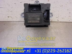 Używane Modul centralnego zamka Landrover Range Rover Sport (LS) 3.0 S TDV6 Cena € 29,99 Procedura marży oferowane przez Autodemontagebedrijf De Ooyevaar