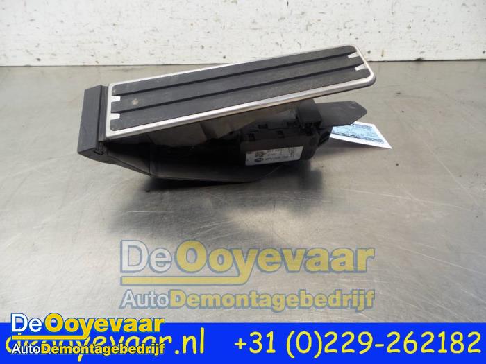 Begagnade Gaspedalsensor Porsche Boxster (987) 3.2 S 24V Pris € 19,99 Marginaltabell erbjuds av Autodemontagebedrijf De Ooyevaar