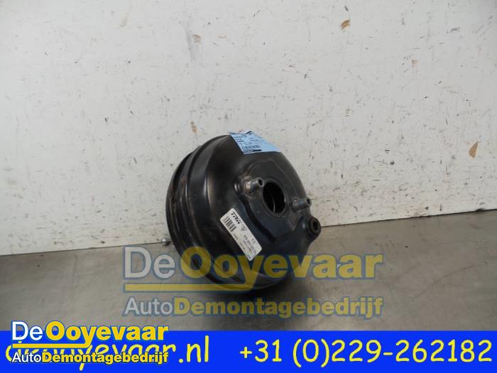 Usagé Servo frein Porsche Panamera (970) 4.8 V8 32V 4S Prix € 39,99 Règlement à la marge proposé par Autodemontagebedrijf De Ooyevaar