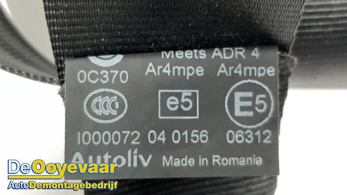 Ceinture de sécurité arrière gauche d'un Volvo V40 (MV) 2.0 D4 16V 2014