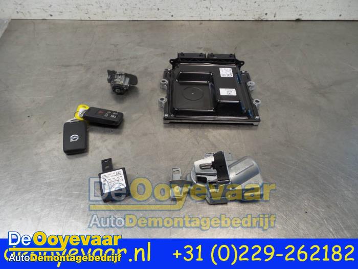 Gebrauchte Zündschloss + Steuergerät Volvo V40 (MV) 2.0 D4 16V Preis € 75,00 Margenregelung angeboten von Autodemontagebedrijf De Ooyevaar