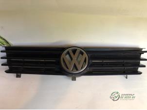 Used Grille Volkswagen Polo III (6N2) 1.4 TDI Price € 15,00 Margin scheme offered by Autobedrijf de Heer B.V.