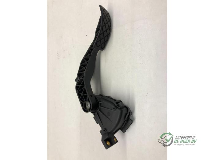 Begagnade Gaspedalsensor Seat Toledo (1M2) 1.9 TDI 110 Pris € 40,00 Marginaltabell erbjuds av Autobedrijf de Heer B.V.