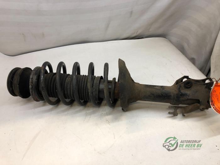 Front shock absorber rod, right from a Seat Ibiza II (6K1) 1.4 CL,CLX,S,a la Mode,Latino 1998
