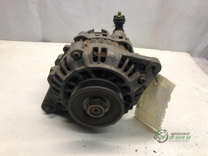 Begagnade Dynamo Mazda 323 F (BG14) 1.6i 16V Pris € 30,00 Marginaltabell erbjuds av Autobedrijf de Heer B.V.