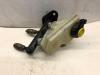 Master cylinder from a Ford Fiesta 4 1.25 16V 1996