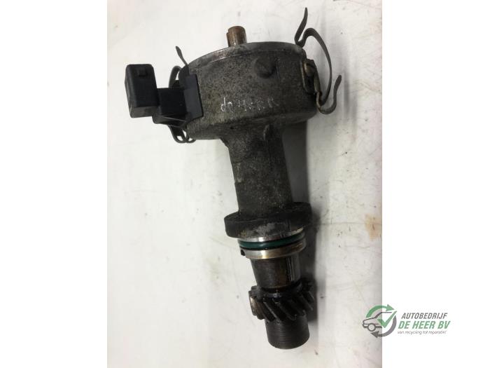 Used Distributor Seat Cordoba (6C2/6K2) 1.6i CLX,GLX,SE,Latino,SX Price € 32,00 Margin scheme offered by Autobedrijf de Heer B.V.