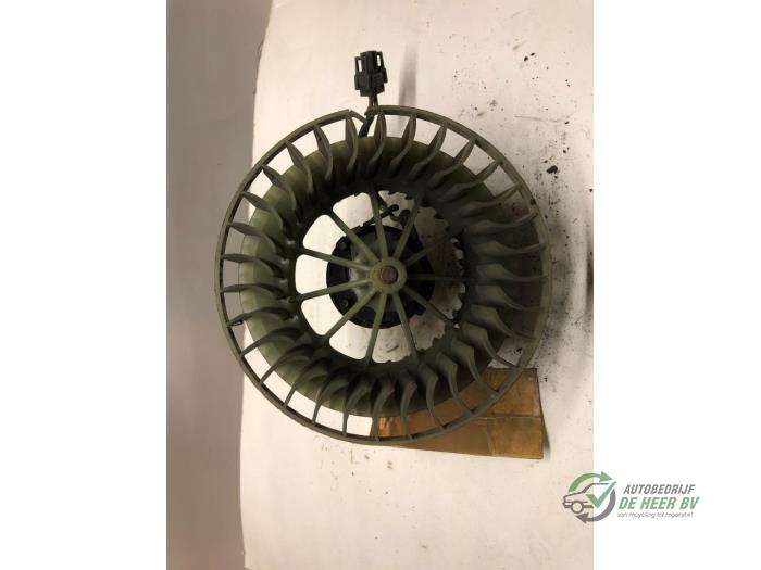 Motor de ventilador de calefactor de un BMW 3 serie (E36/2) 318iS 1.8 16V 1992