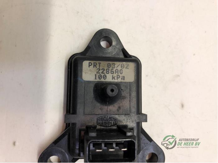 Map Sensor (Einlasskrümmer) van een Fiat Punto I (176) 55 1.1 1996