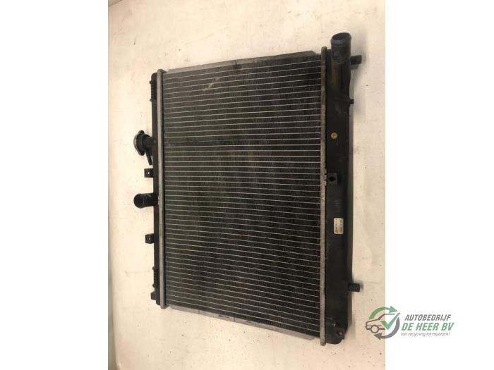Usagé Radiateur Kia Rio (DC22/24) 1.3 RS,LS Prix € 32,00 Règlement à la marge proposé par Autobedrijf de Heer B.V.