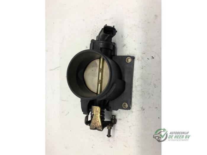 Gebrauchte Einspritzgehäuse Ford Mondeo III 2.0 16V Preis € 50,00 Margenregelung angeboten von Autobedrijf de Heer B.V.
