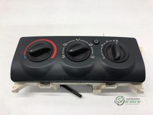 Used Heater control panel Renault Clio II Societe (SB) 1.5 dCi 65 Price € 22,00 Margin scheme offered by Autobedrijf de Heer B.V.